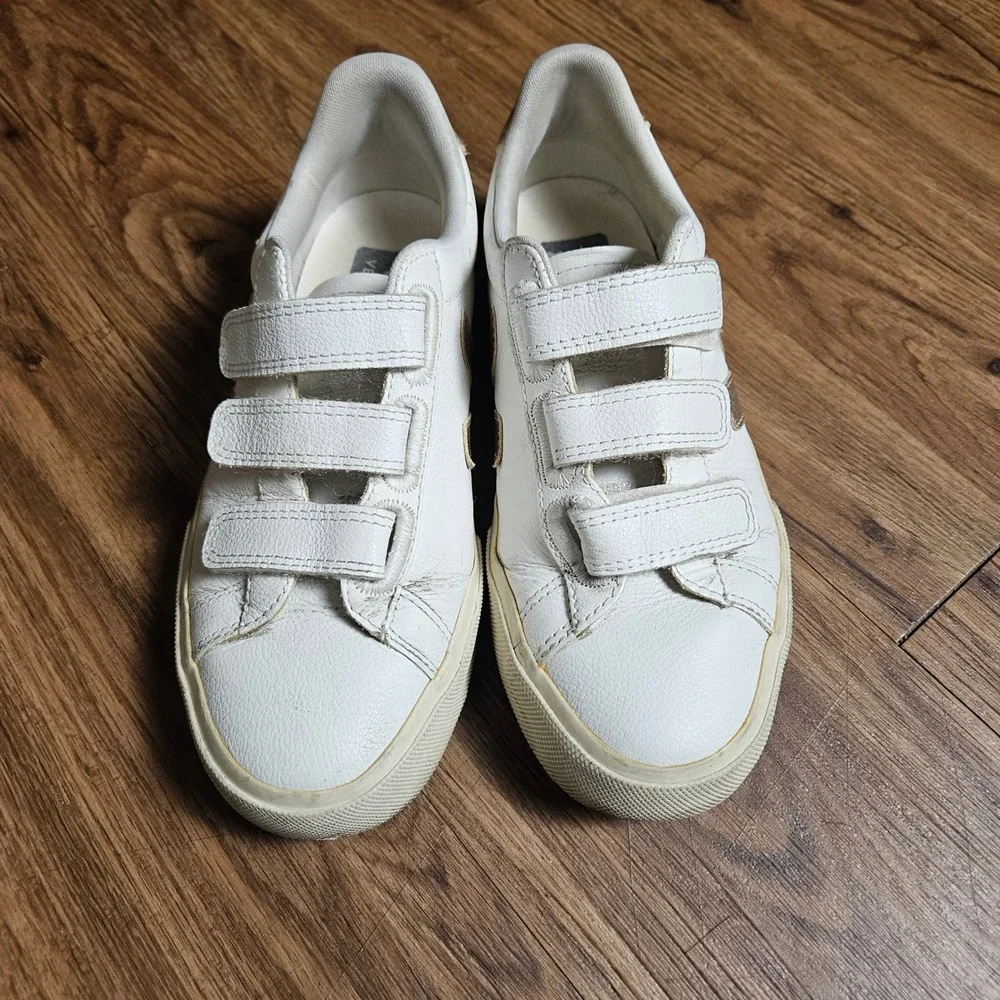 Veja Recife Logo Chromefree Sneakers 6.5 White Platine Triple Strap Soft Girl